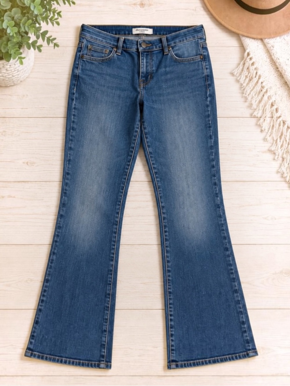 Levi's 515 Bootcut Jeans Womens 14 M Medium Wash Stretch Denim Classic Fit